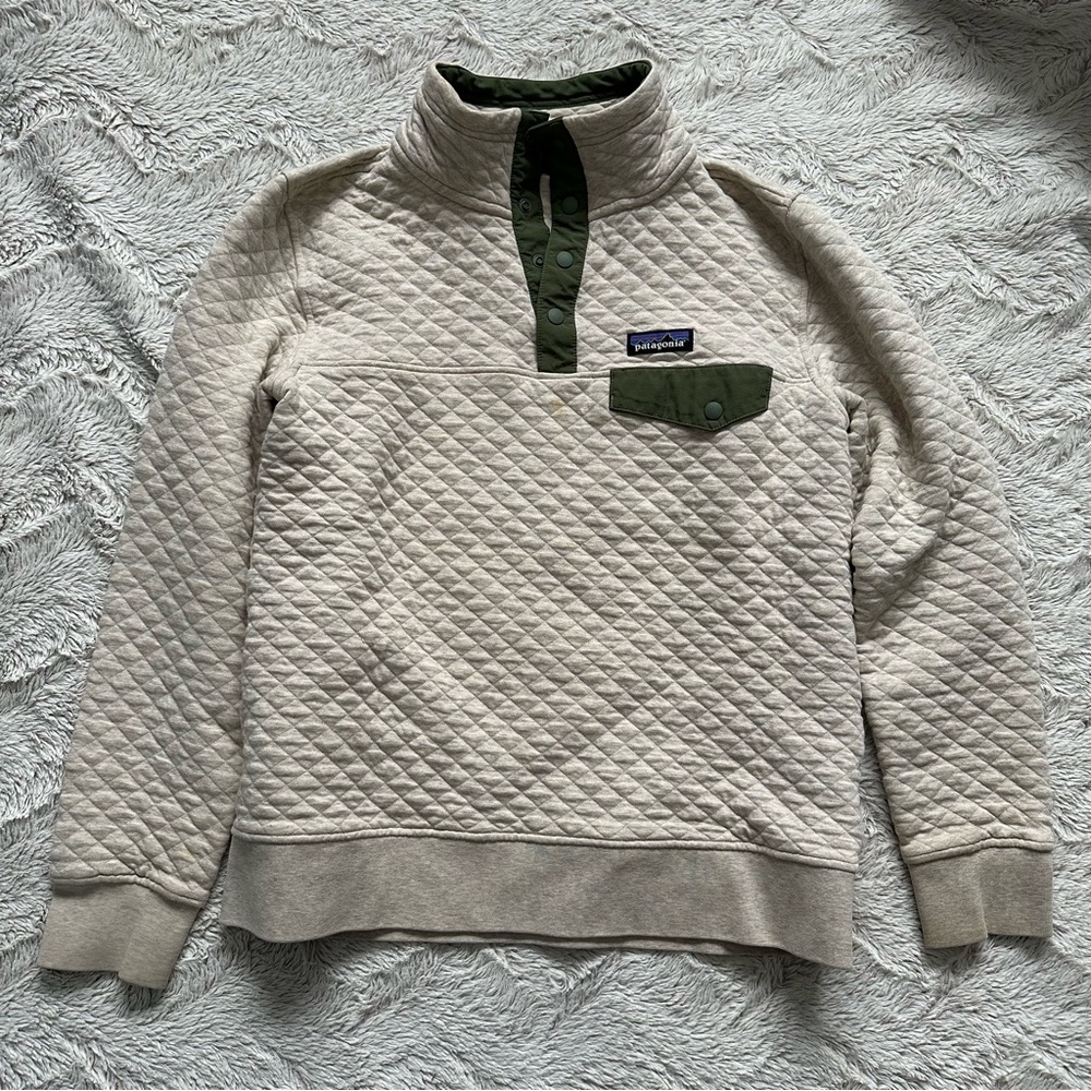 Quilted Patagonia sweater